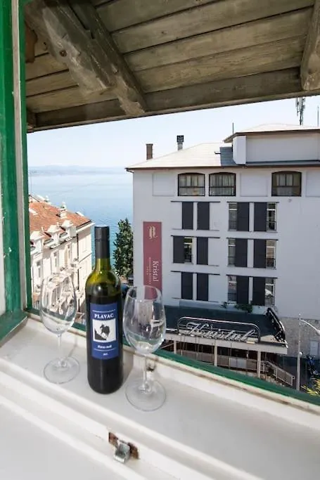 Villa Mascagni Modern Seaview Appartment Opatija Croatia